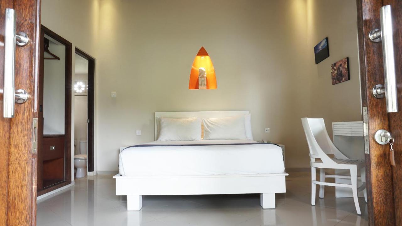Puri Rinjani Bungalows & Hostel Kuta  Dış mekan fotoğraf