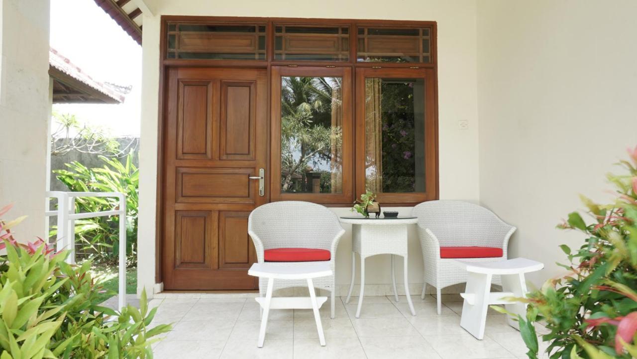Puri Rinjani Bungalows & Hostel Kuta  Dış mekan fotoğraf