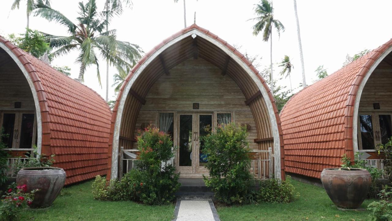Puri Rinjani Bungalows & Hostel Kuta  Dış mekan fotoğraf