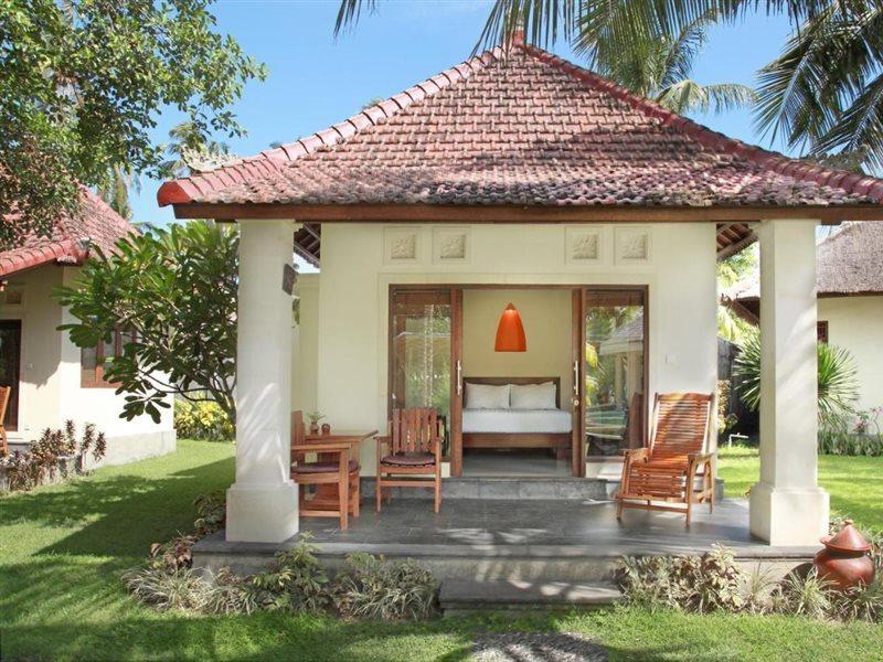 Puri Rinjani Bungalows & Hostel Kuta  Dış mekan fotoğraf