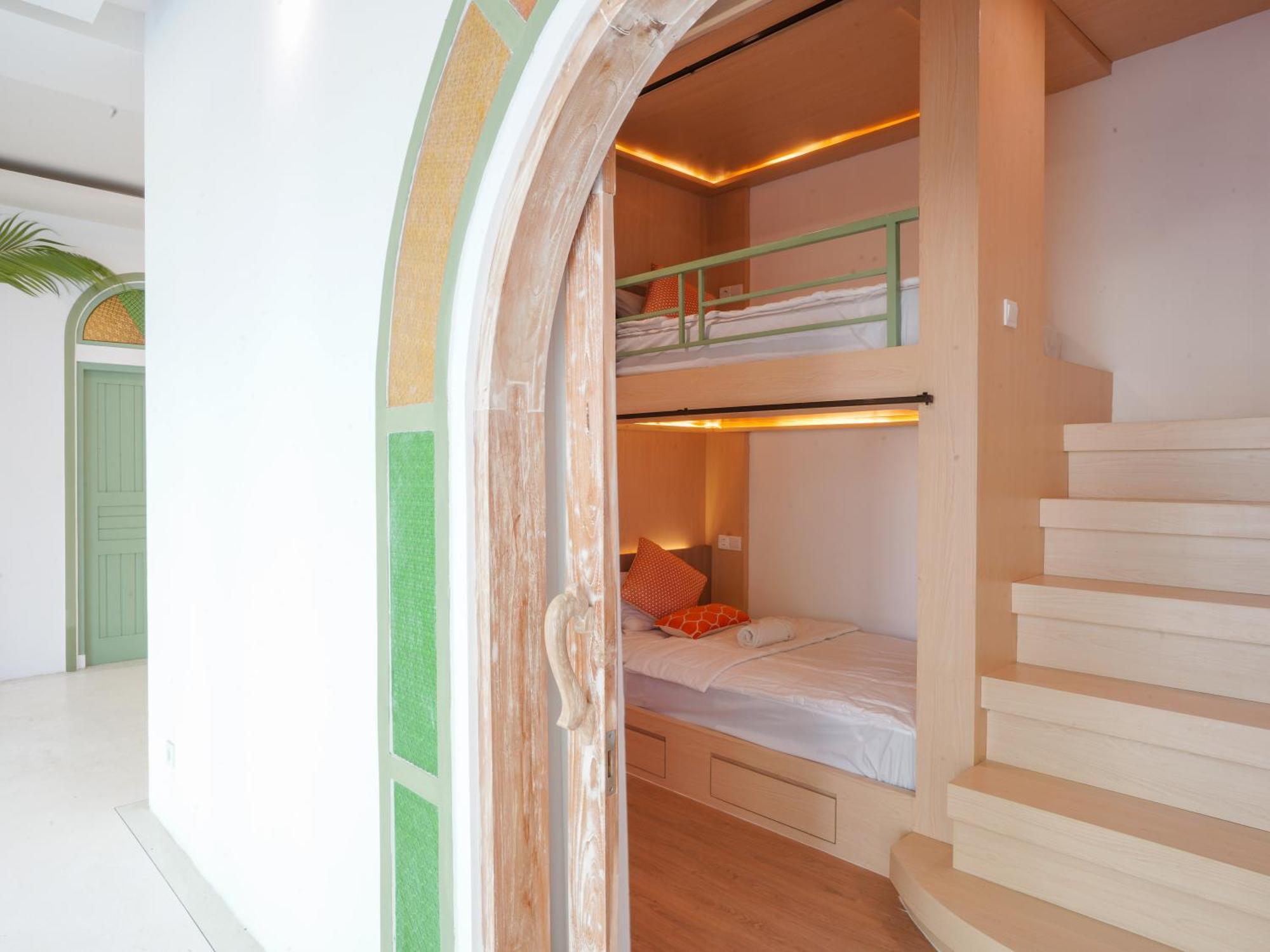 Puri Rinjani Bungalows & Hostel Kuta  Dış mekan fotoğraf