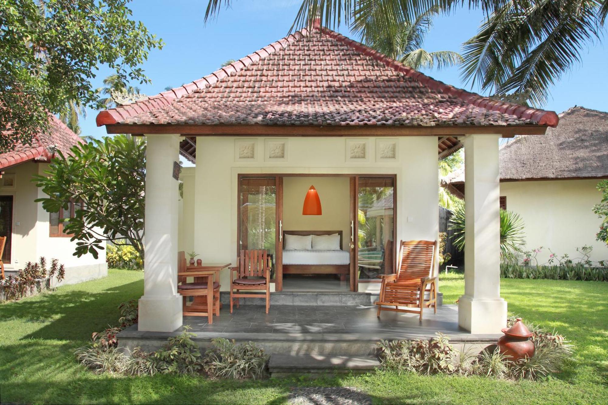 Puri Rinjani Bungalows & Hostel Kuta  Dış mekan fotoğraf